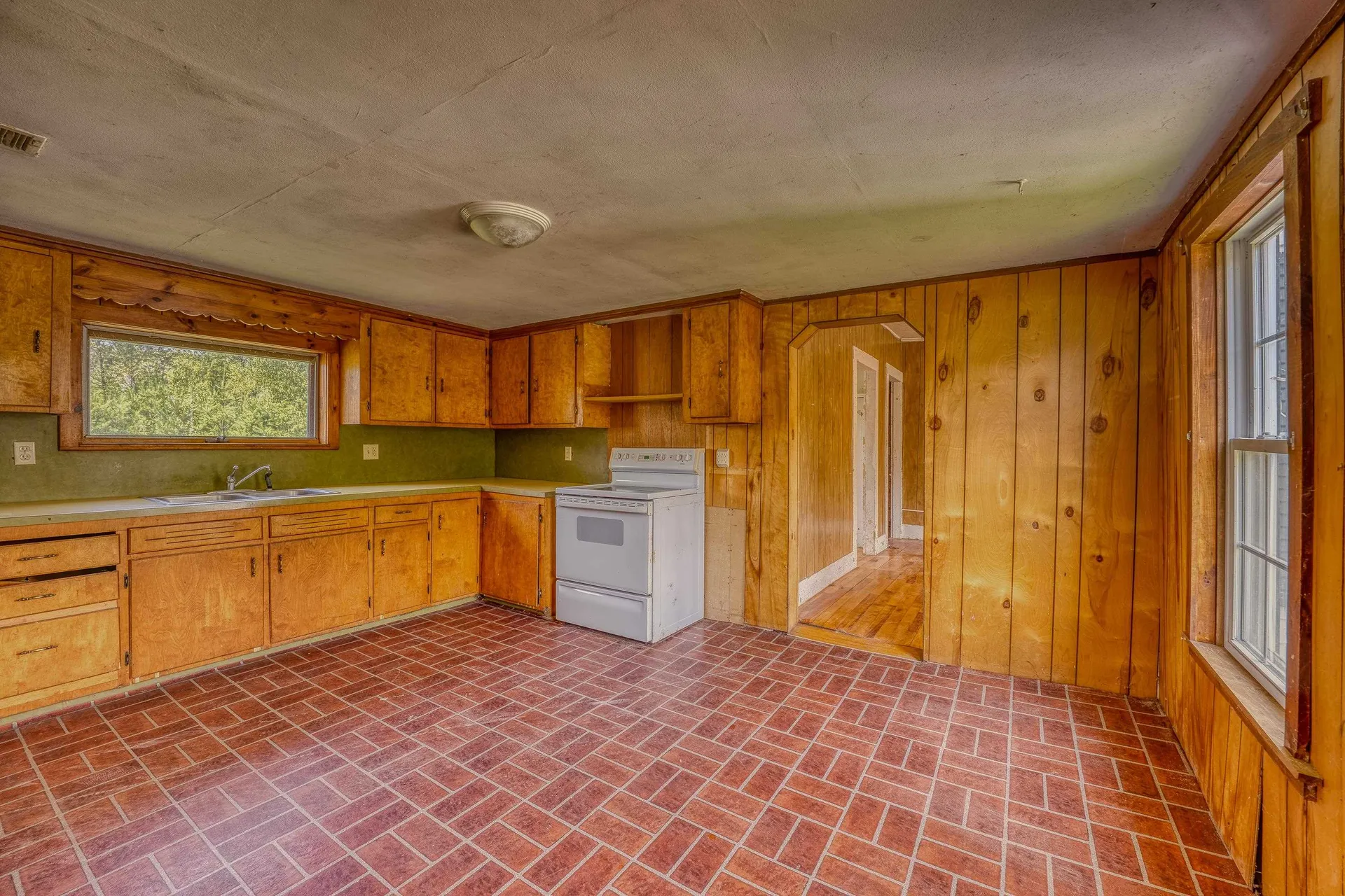 213 Route 3 N Carroll NH 03598