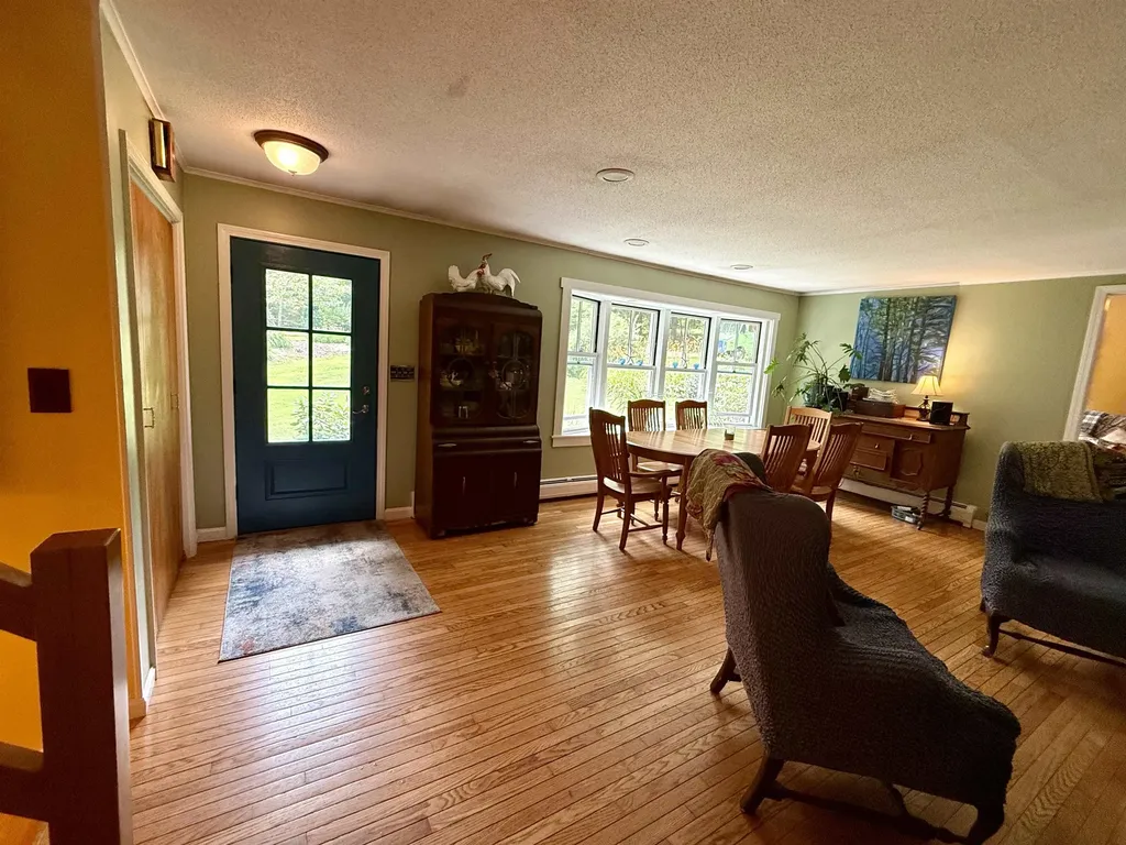 204 Meetinghouse Lane Brattleboro VT 05301