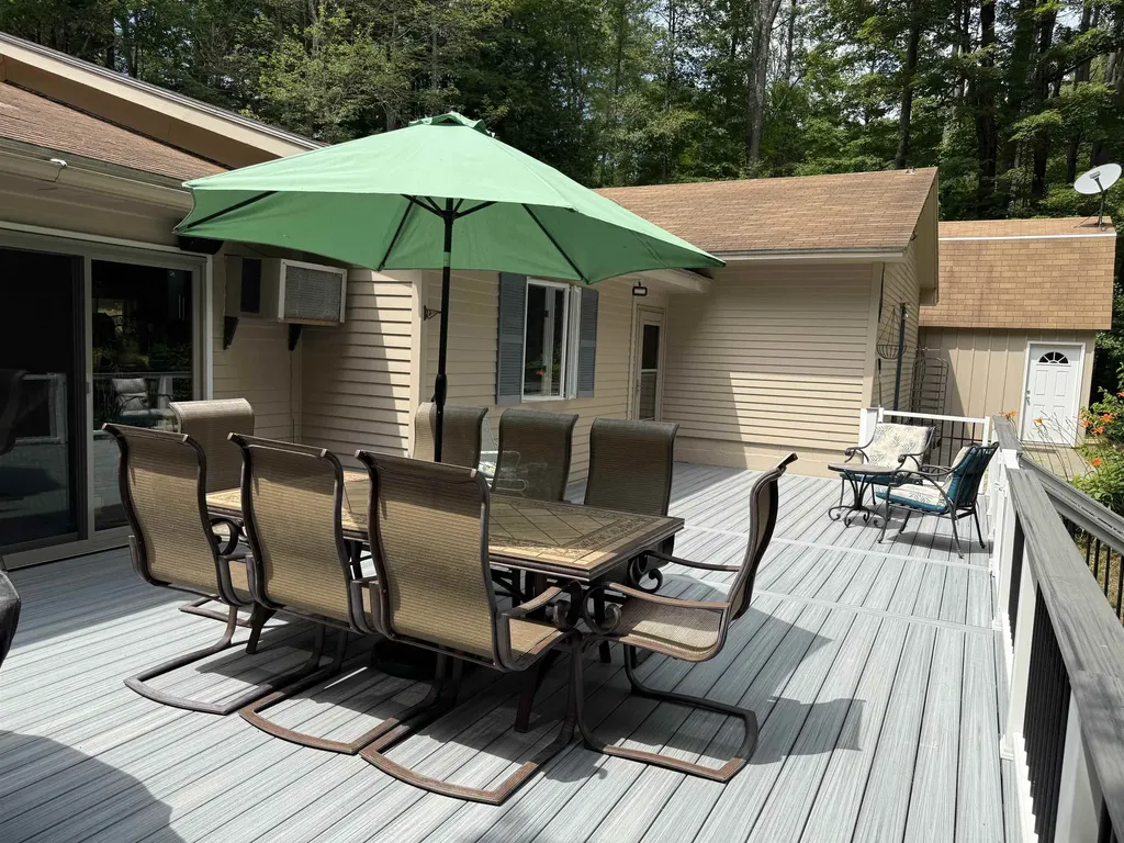 204 Meetinghouse Lane Brattleboro VT 05301
