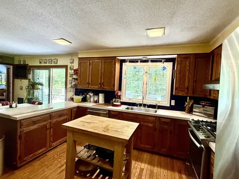 204 Meetinghouse Lane Brattleboro VT 05301