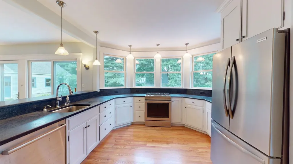 32 Dunklee Street Concord NH 03301