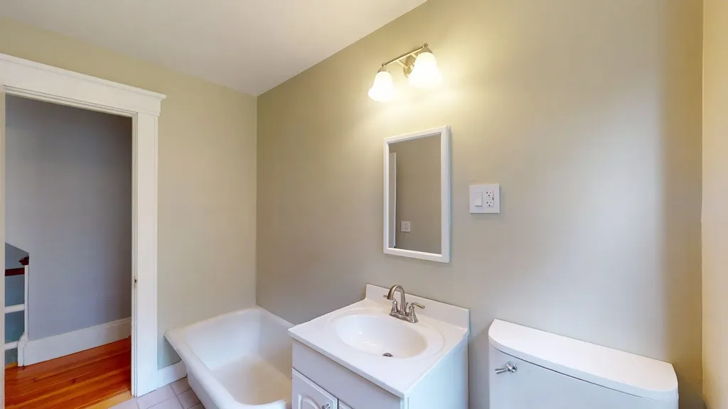 32 Dunklee Street Concord NH 03301