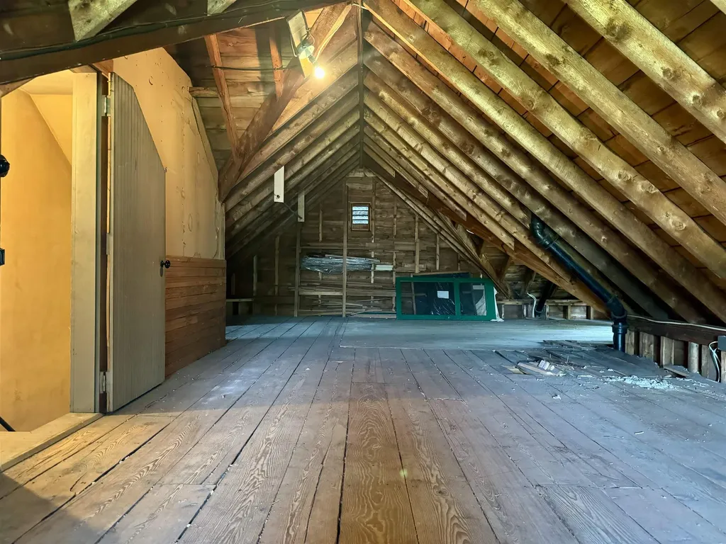 32 Dunklee Street Concord NH 03301