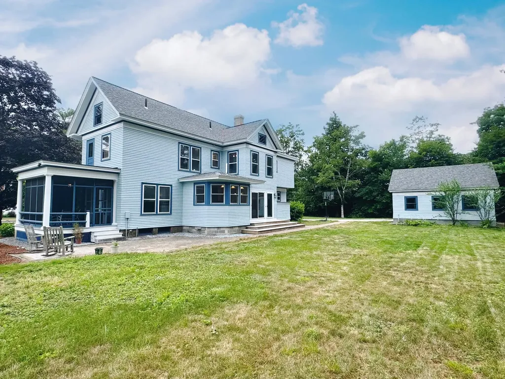 32 Dunklee Street Concord NH 03301