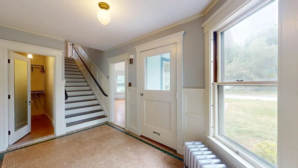 32 Dunklee Street Concord NH 03301