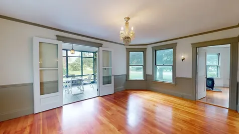 32 Dunklee Street Concord NH 03301