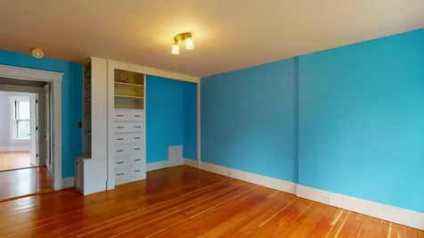 32 Dunklee Street Concord NH 03301