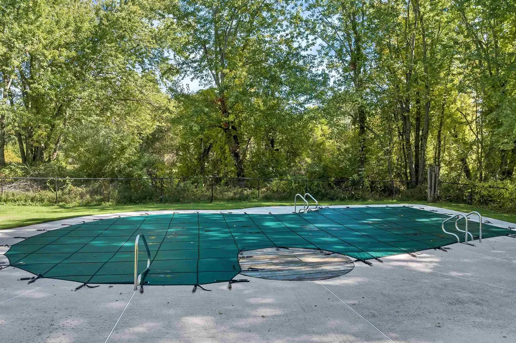 2 Farm House Lane Wolfeboro NH 03894
