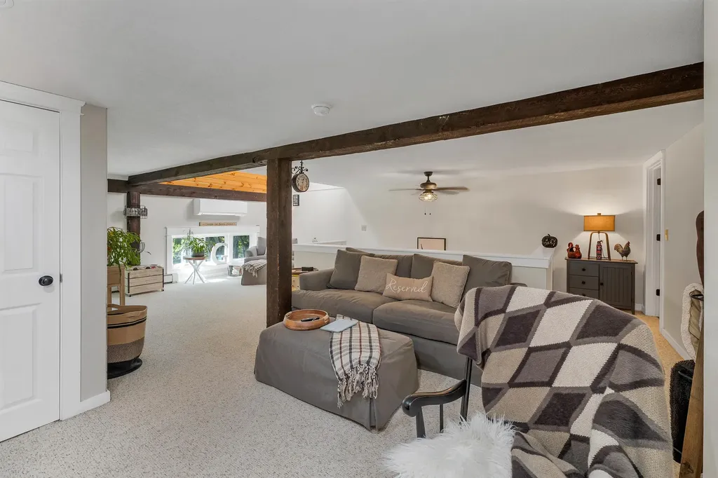 2 Farm House Lane Wolfeboro NH 03894