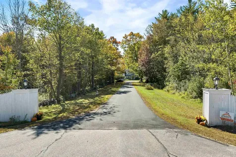 2 Farm House Lane Wolfeboro NH 03894