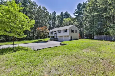 76 Groton Road Nashua NH 03062