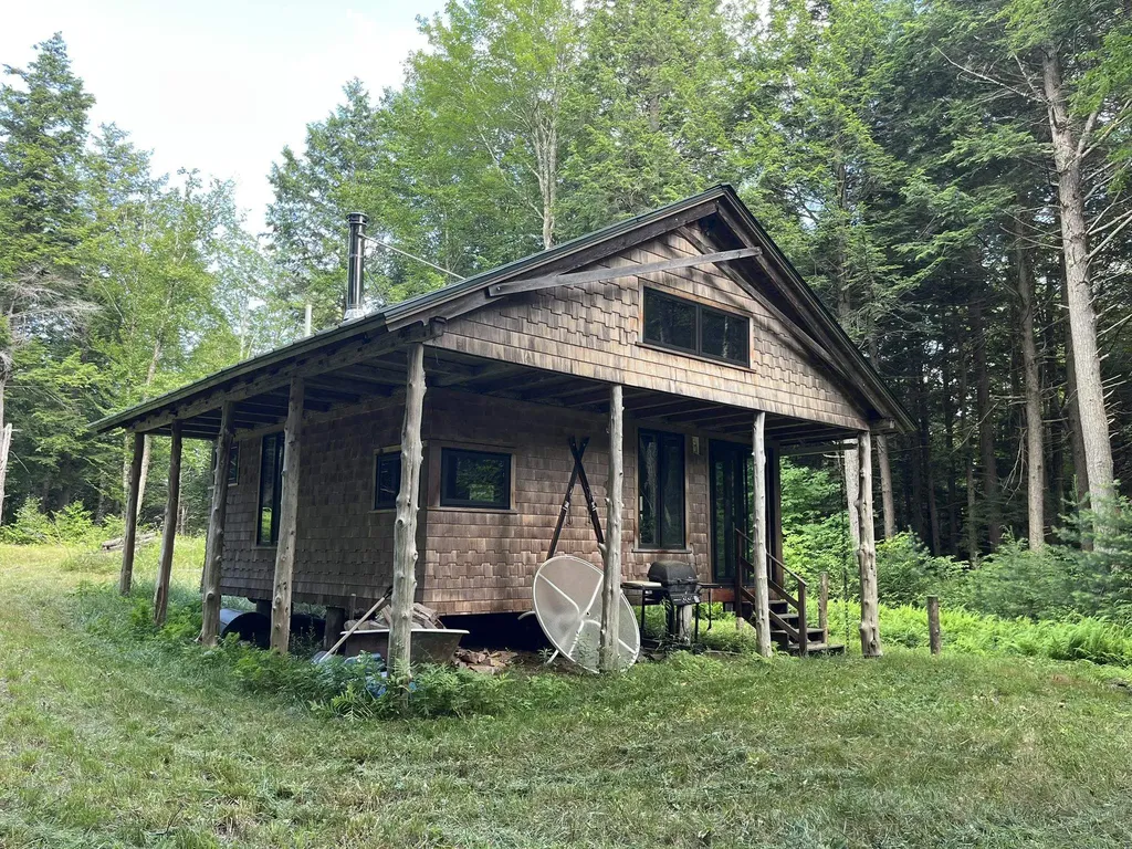505 Smith Road Halifax VT 05358