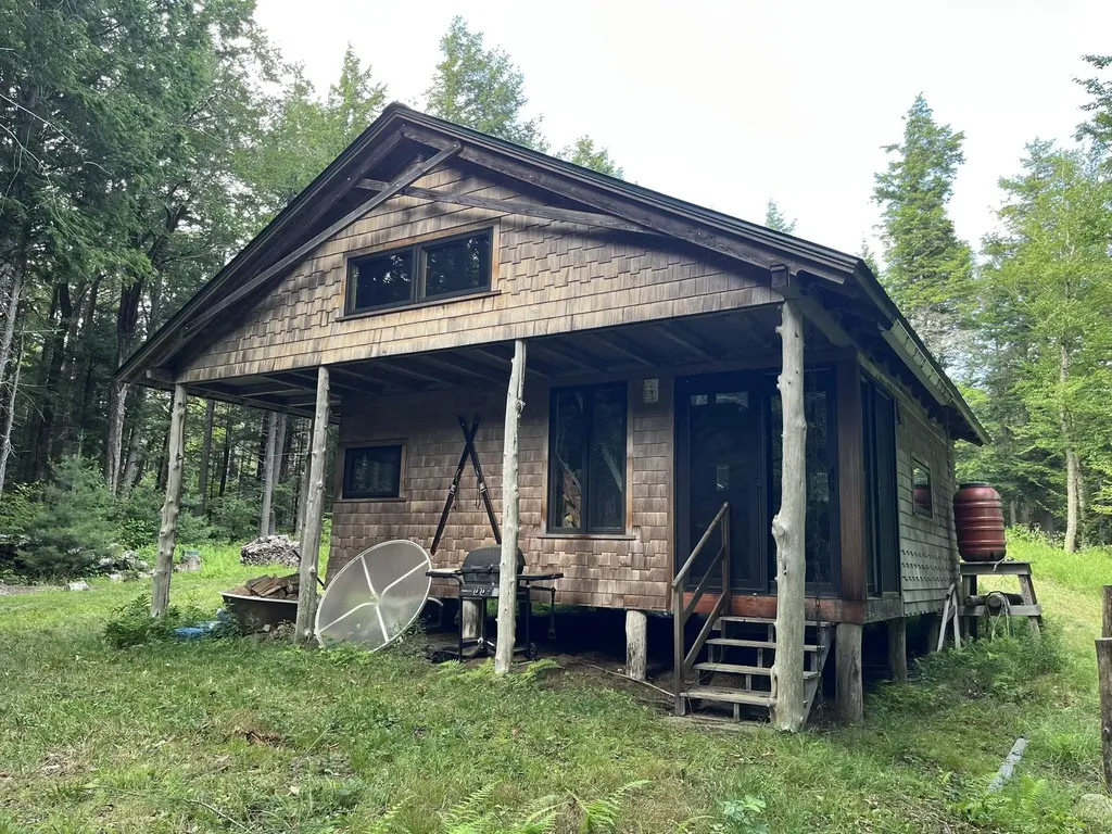 505 Smith Road Halifax VT 05358