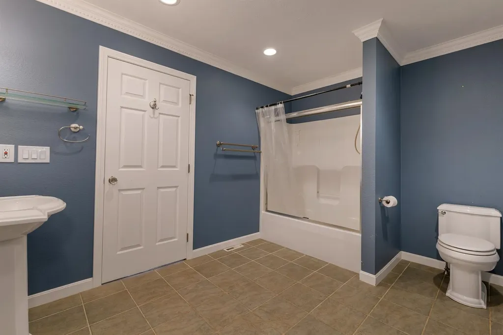 39 Laurel Heights Fitzwilliam NH 03447
