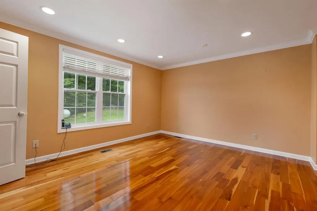 39 Laurel Heights Fitzwilliam NH 03447
