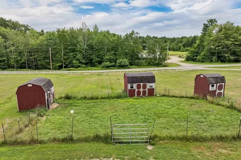 39 Laurel Heights Fitzwilliam NH 03447