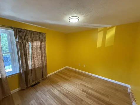 30 Cadogan Way Nashua NH 03062-5901