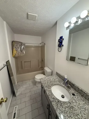 30 Cadogan Way Nashua NH 03062-5901