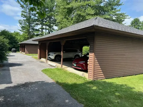 17 Wrisley Court Essex VT 05452