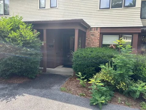 17 Wrisley Court Essex VT 05452