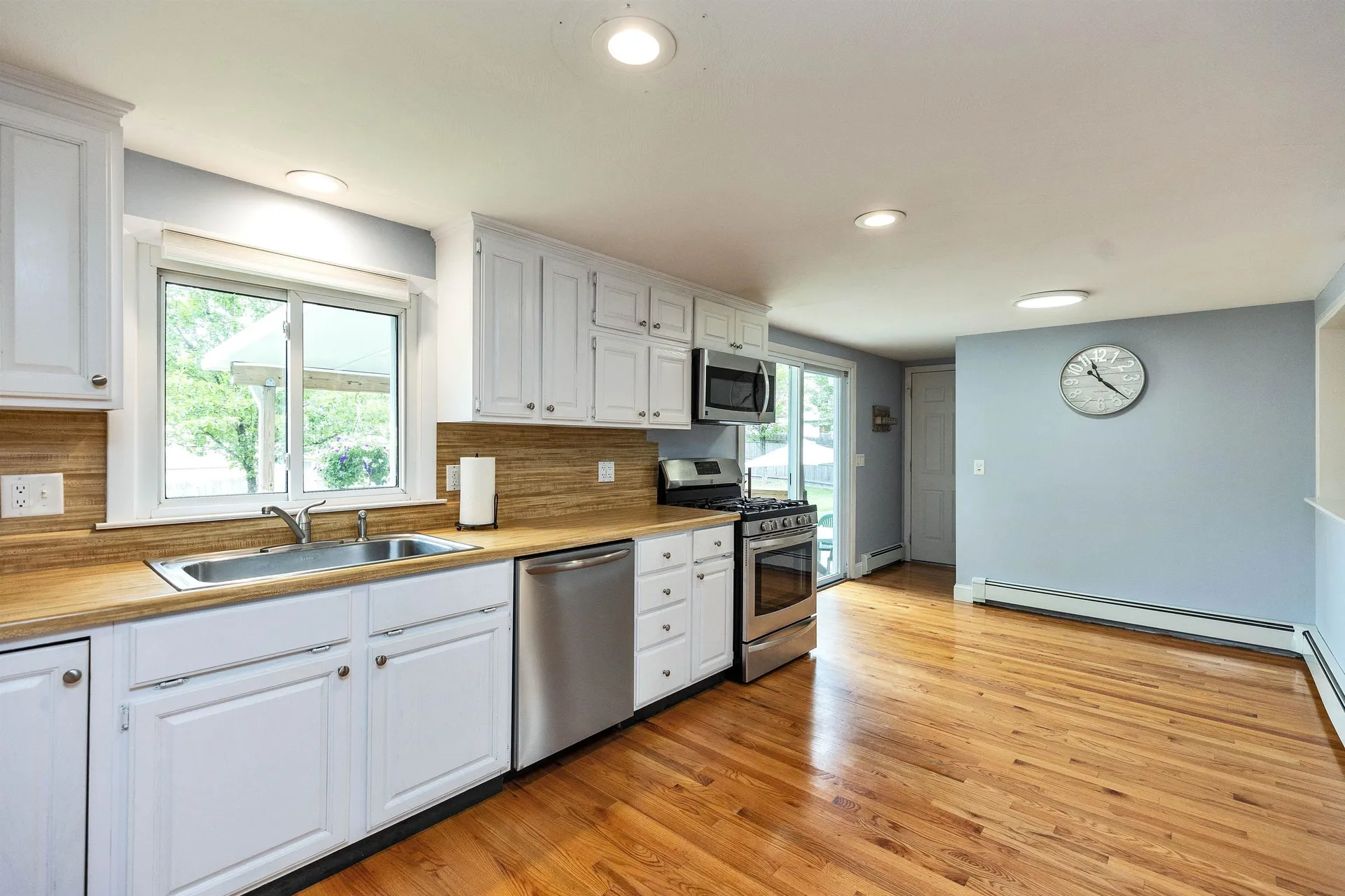 75 Melendy Road Hudson NH 03051