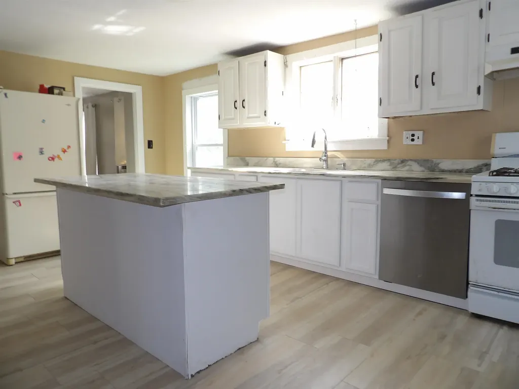 583 N. Main Street Wallingford VT 05773