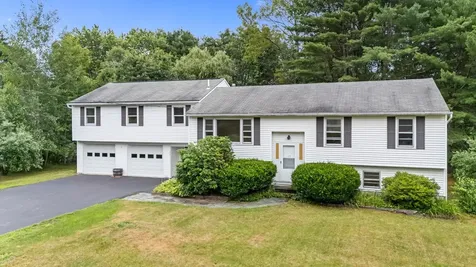 17 May Drive Merrimack NH 03054