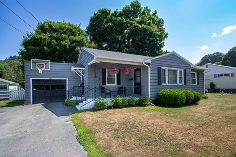 411 Concord Avenue St. Johnsbury VT 05819