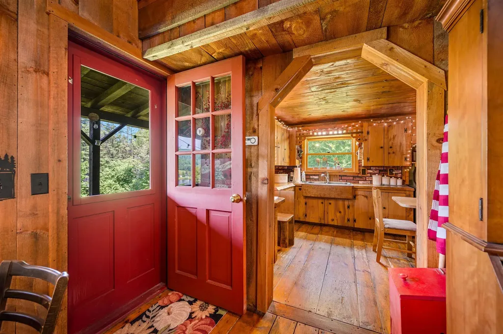 31 Village View Road Danville VT 05828