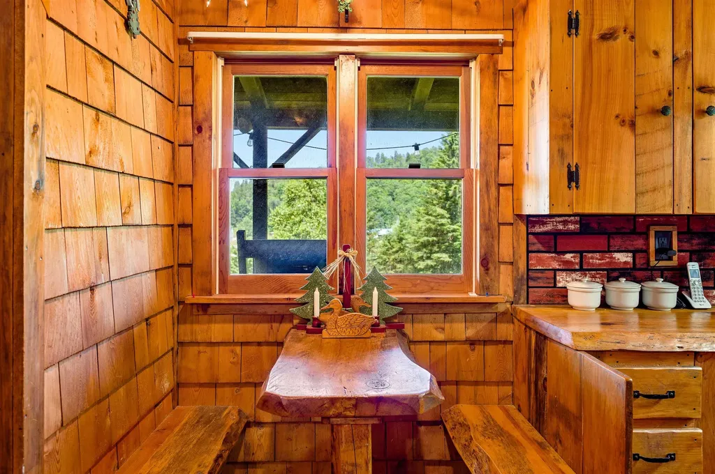 31 Village View Road Danville VT 05828