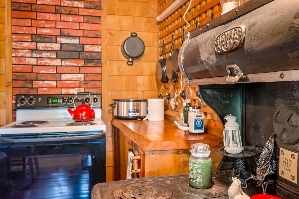 31 Village View Road Danville VT 05828