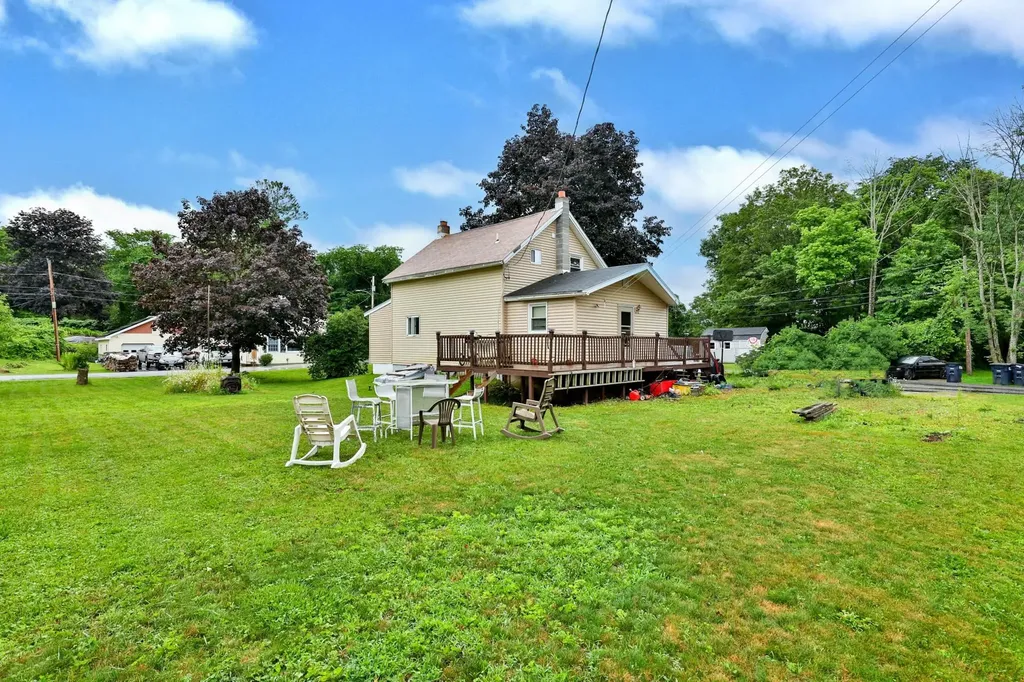 43 Taylor Hill Proctor VT 05765