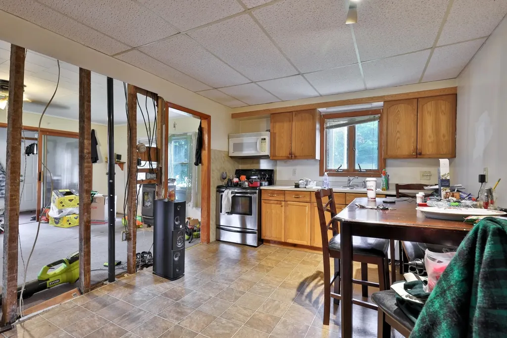 43 Taylor Hill Proctor VT 05765