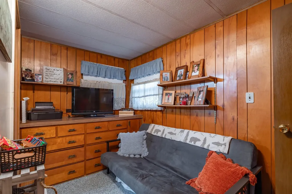 369 Tasker Hill Road Conway NH 03818