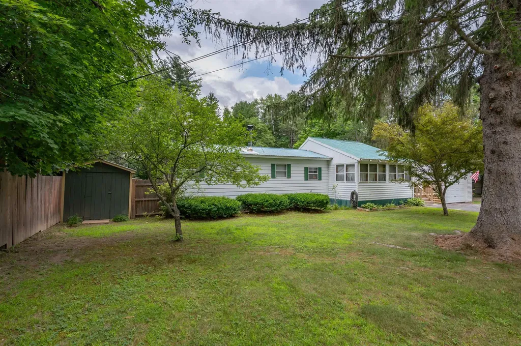 369 Tasker Hill Road Conway NH 03818