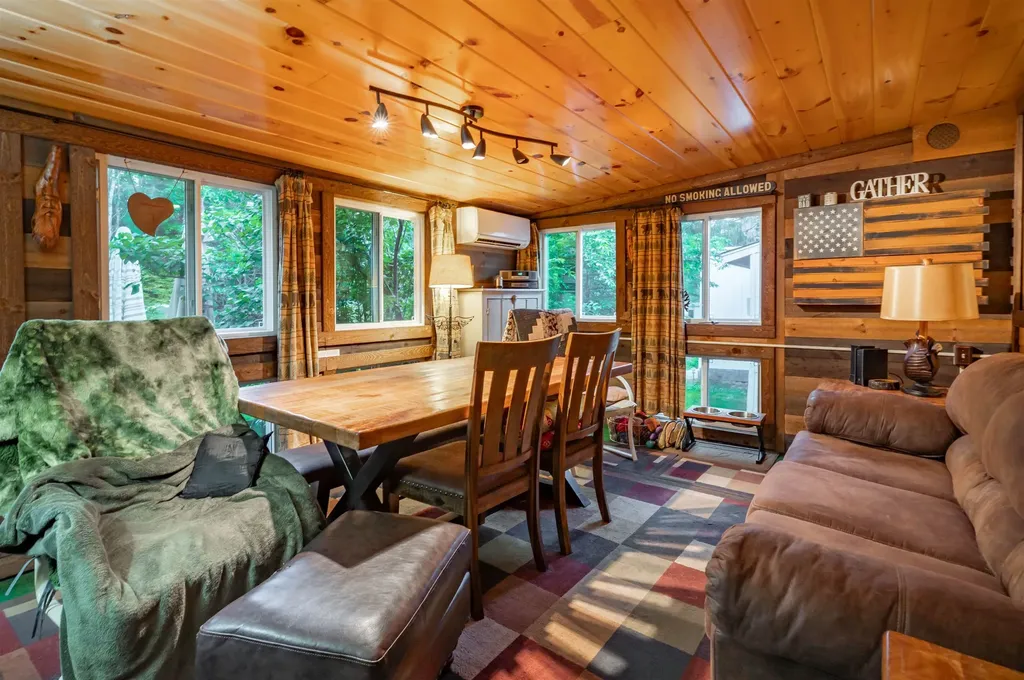 369 Tasker Hill Road Conway NH 03818