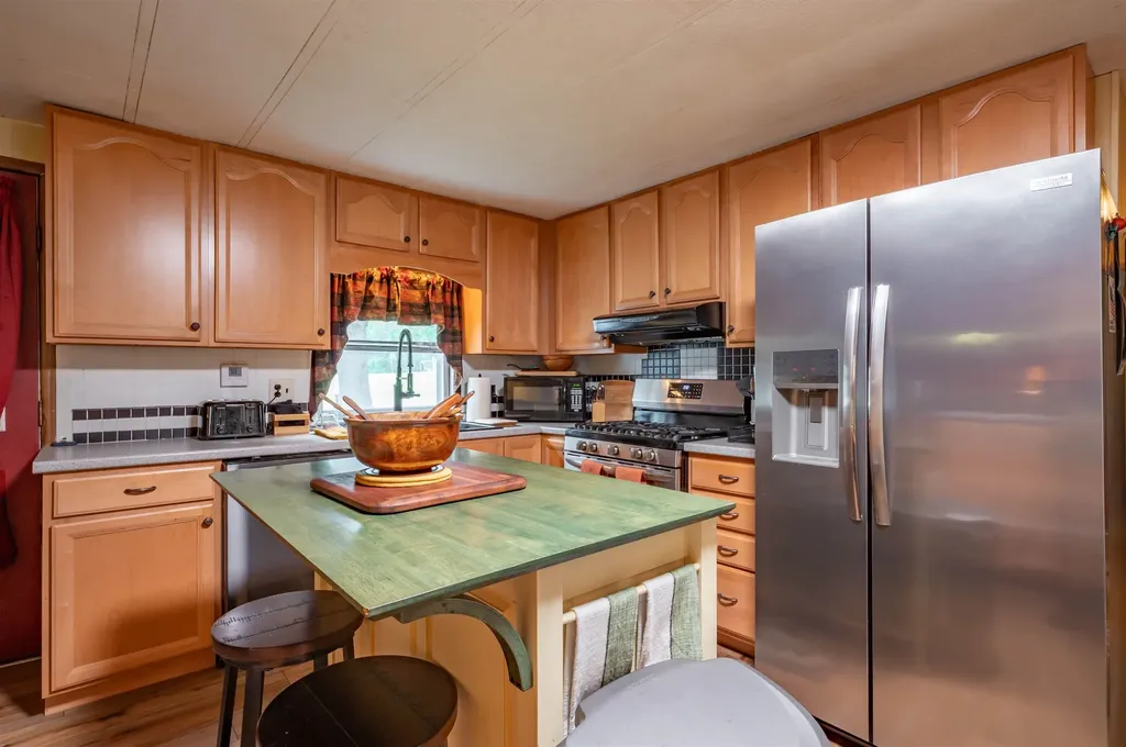 369 Tasker Hill Road Conway NH 03818