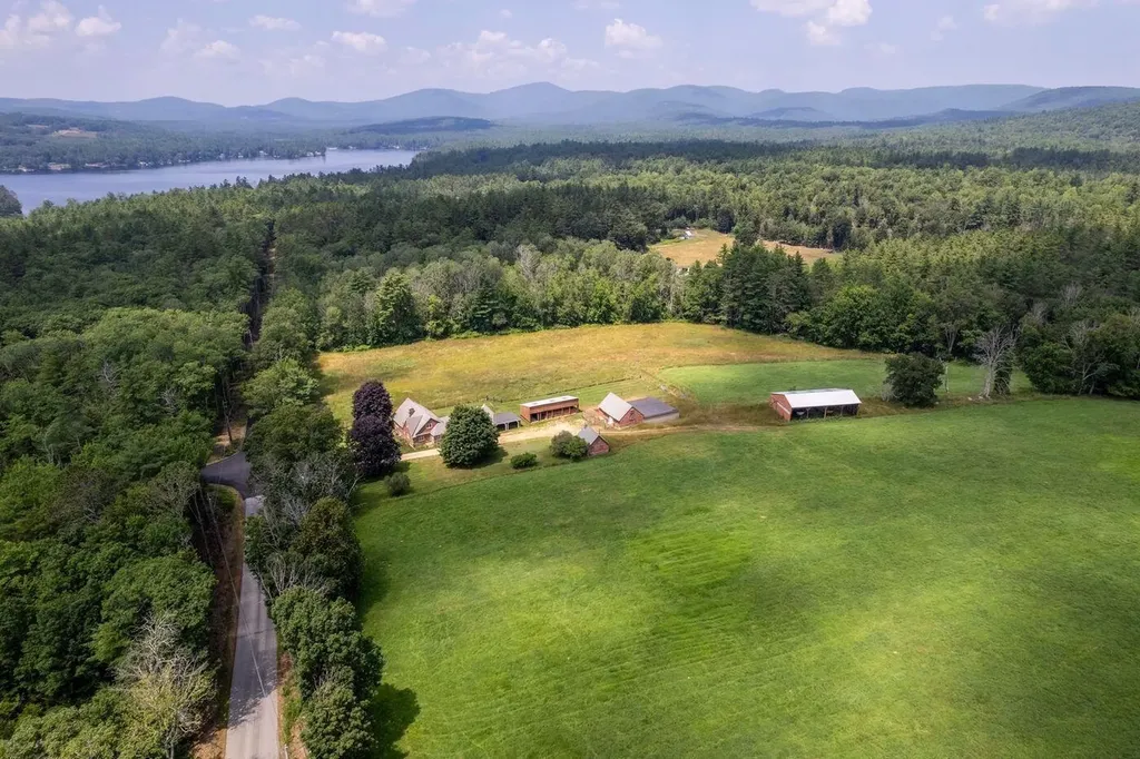 244 Mountain Road Gilmanton NH 03837