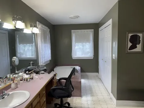 103 Court Street Middlebury VT 05753