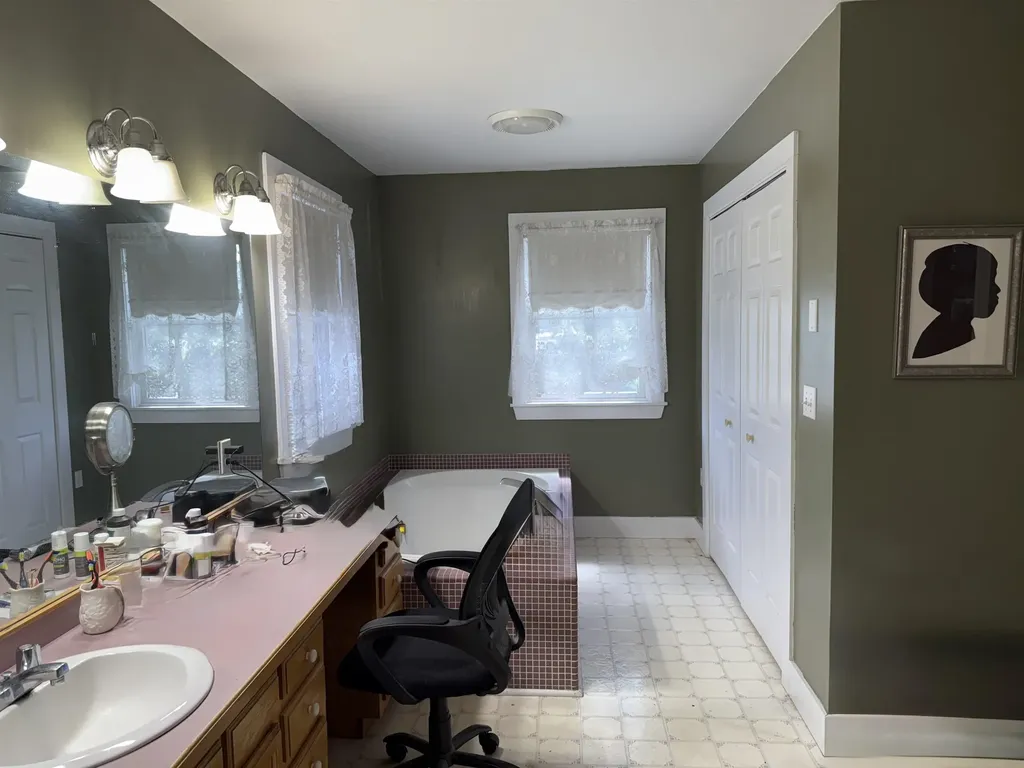 103 Court Street Middlebury VT 05753