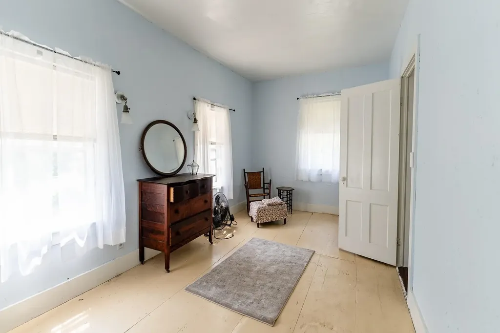 99 Spooner Point Castleton VT 05735