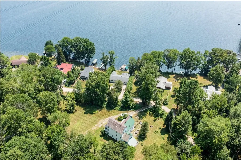 99 Spooner Point Castleton VT 05735