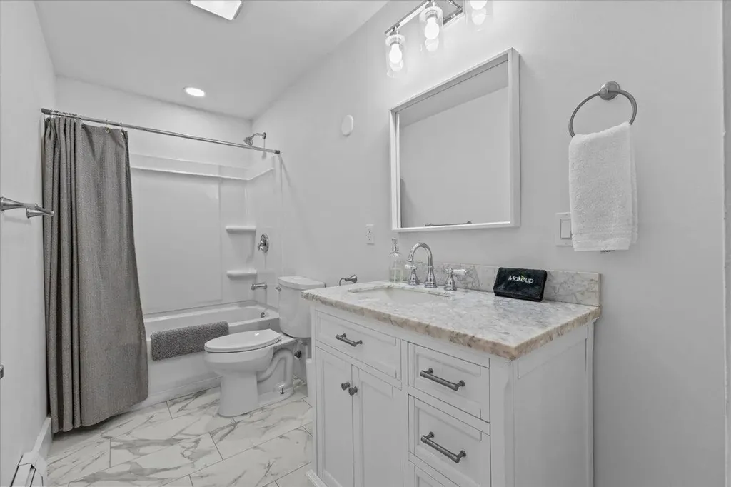 977 Taber Hill Road Stowe VT 05672