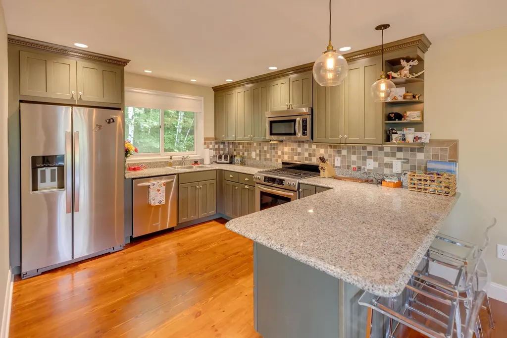 19 Birch Road Lincoln NH 03251