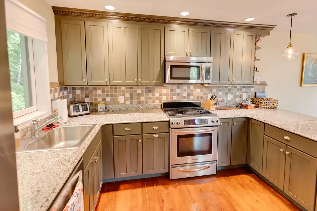 19 Birch Road Lincoln NH 03251