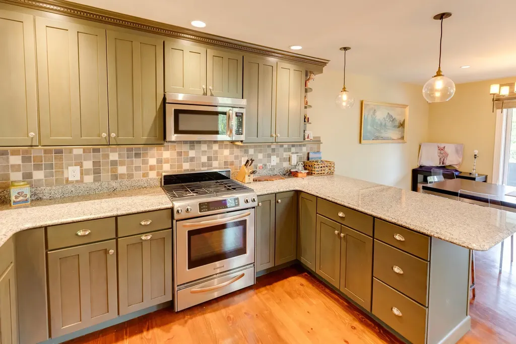 19 Birch Road Lincoln NH 03251