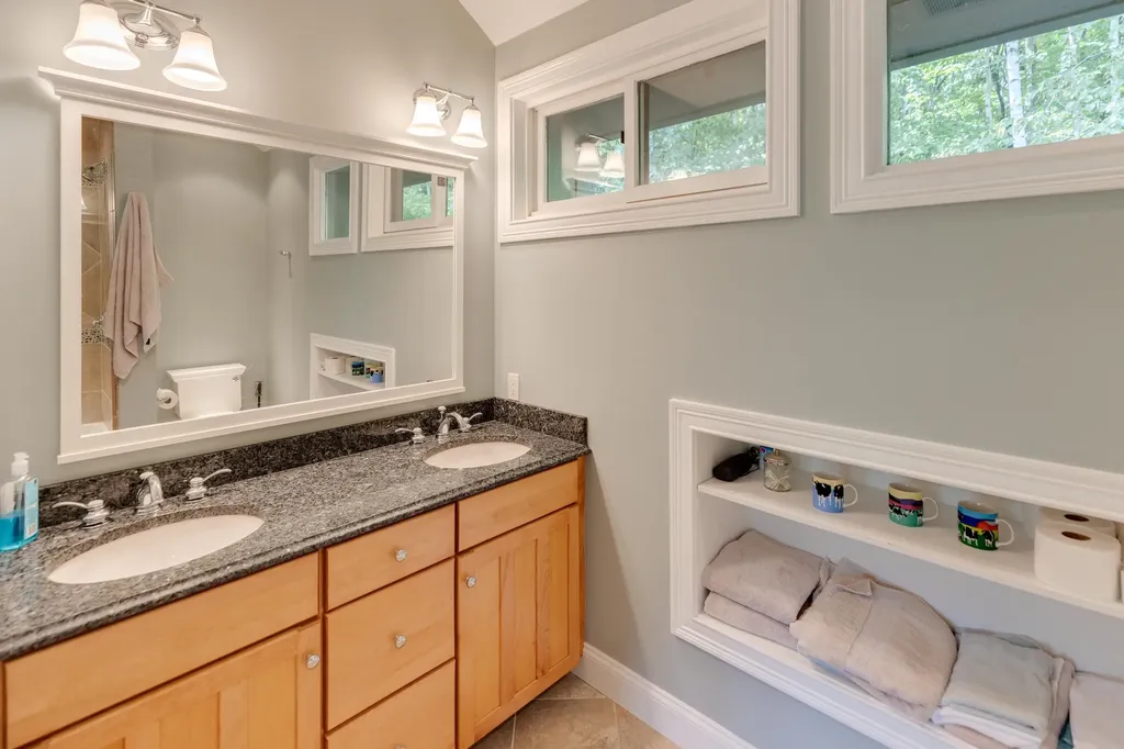 19 Birch Road Lincoln NH 03251