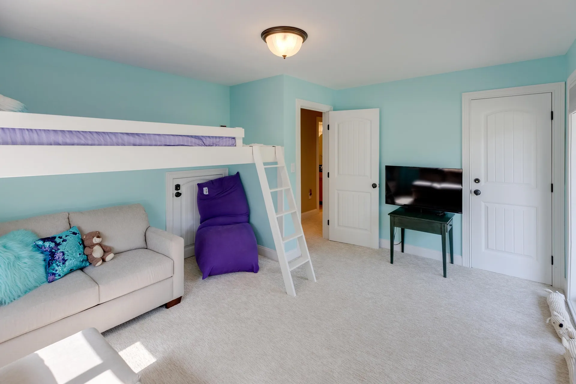 19 Birch Road Lincoln NH 03251