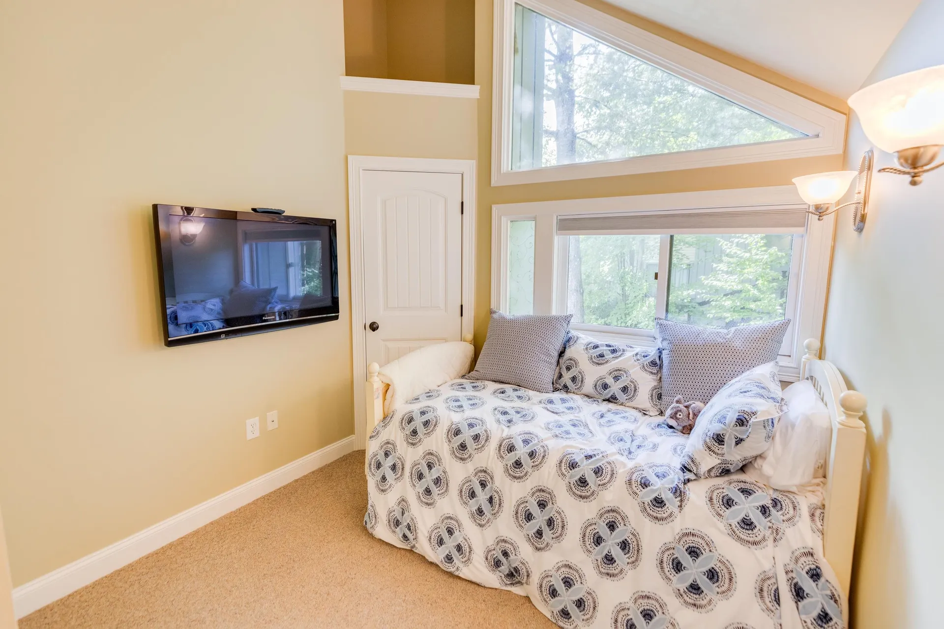 19 Birch Road Lincoln NH 03251