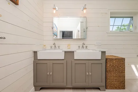 14 Midway Park Somersworth NH 03878